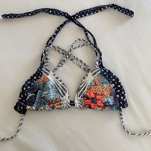 Maaji reversible bikini top size M
